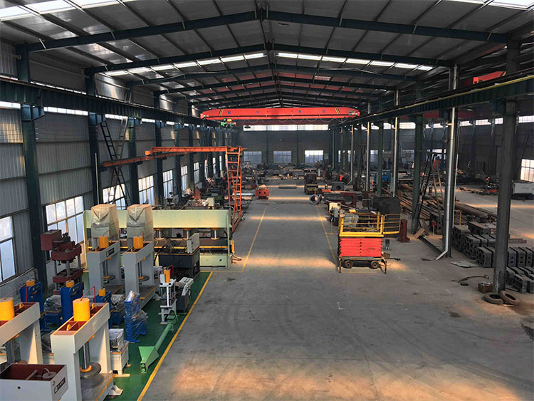 315噸四柱液壓機(jī)多少錢(qián)一臺(tái) - 山東滕州眾友重工