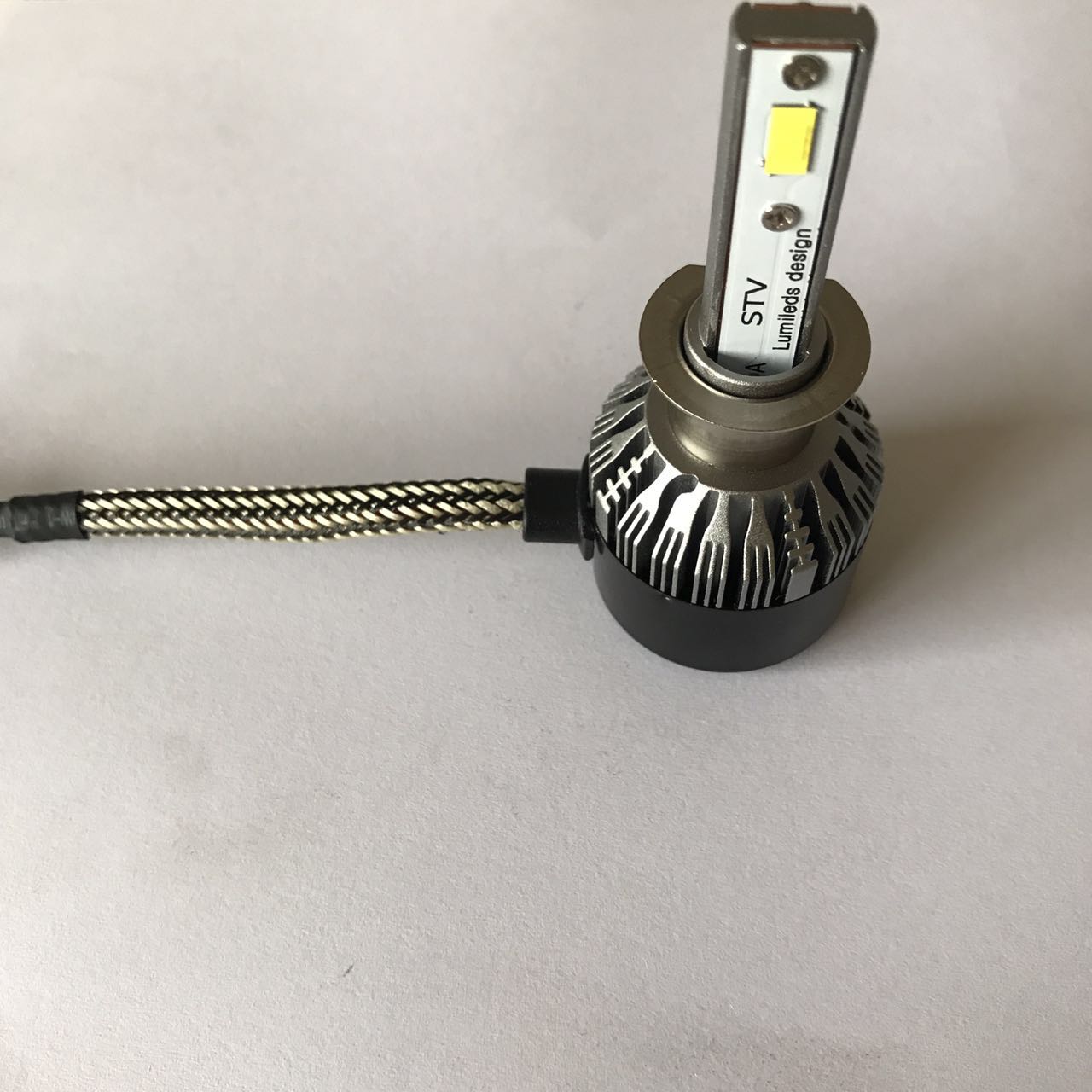 視拓光電新一代V10系列誠招代理 新V10系列LED車燈誠招代理
