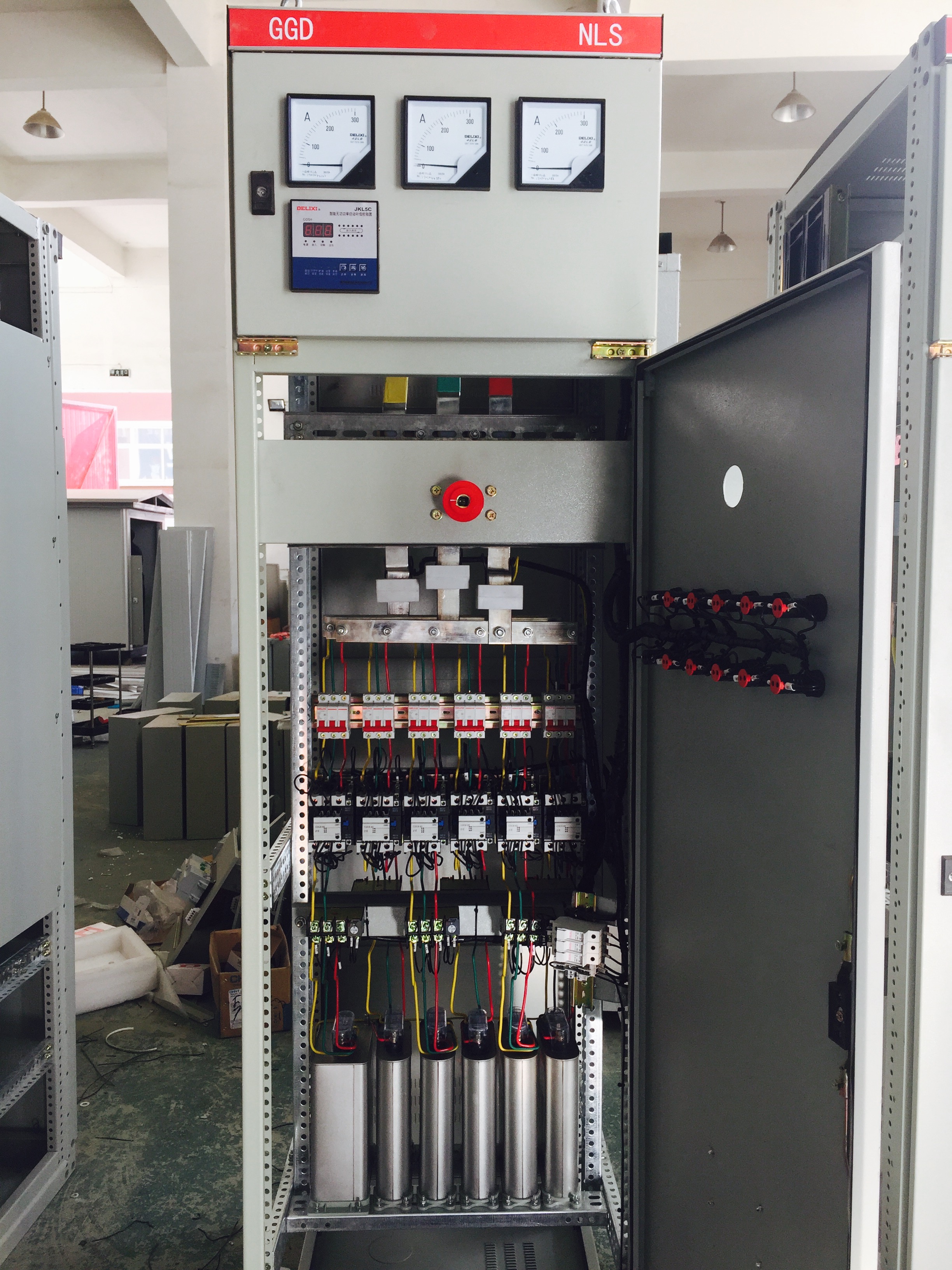 供應(yīng)襄陽低壓配電柜低壓柜廠家價格