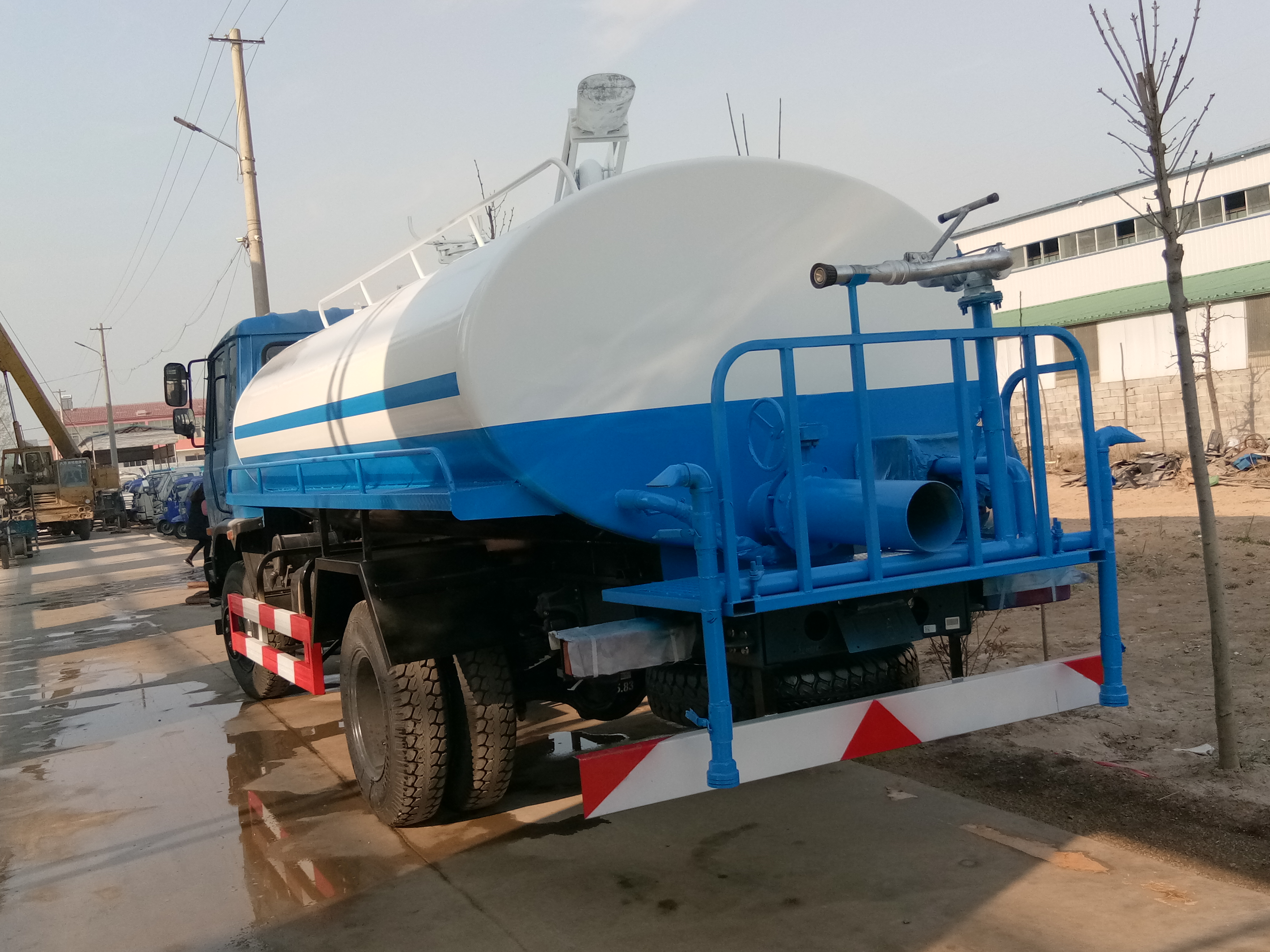 二手灑水車   灑水車出售