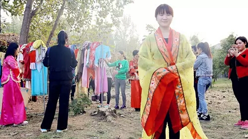 “保護(hù)鄭州 遠(yuǎn)離霧霾” 春游踏青植樹節(jié)活動