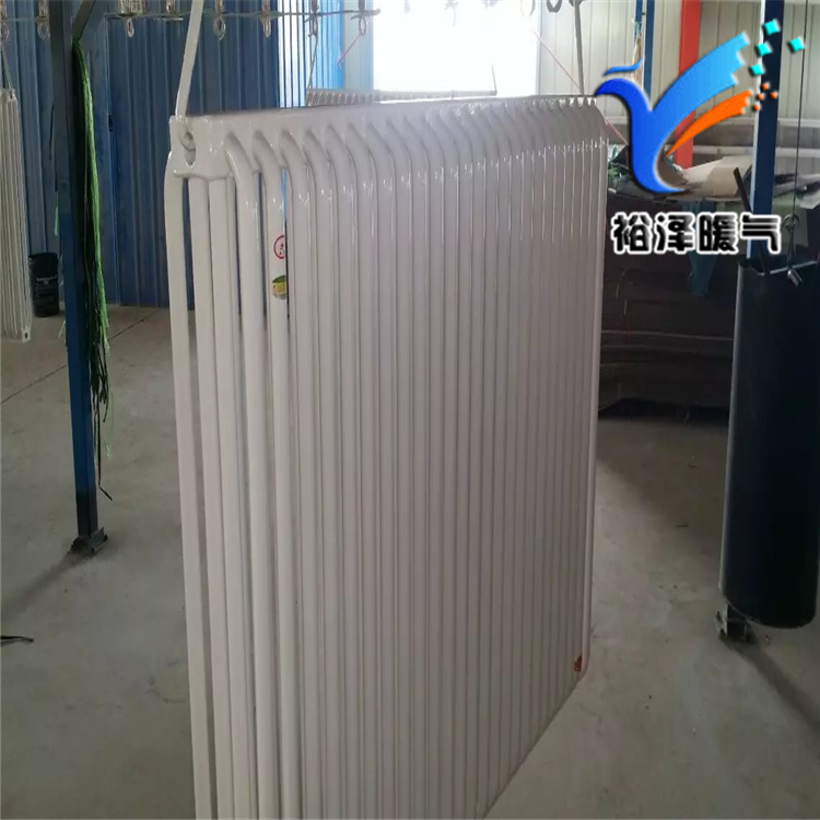 供應(yīng)衡水裕澤圓弧暖氣片散熱器