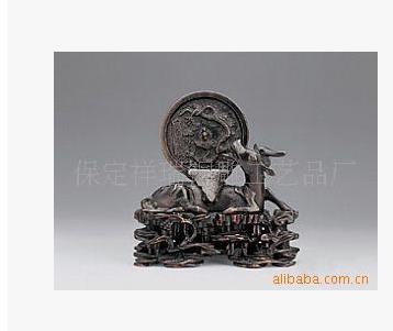 批發(fā)供應(yīng)家居精致裝飾山水浮雕金屬工藝品 家具精致擺件