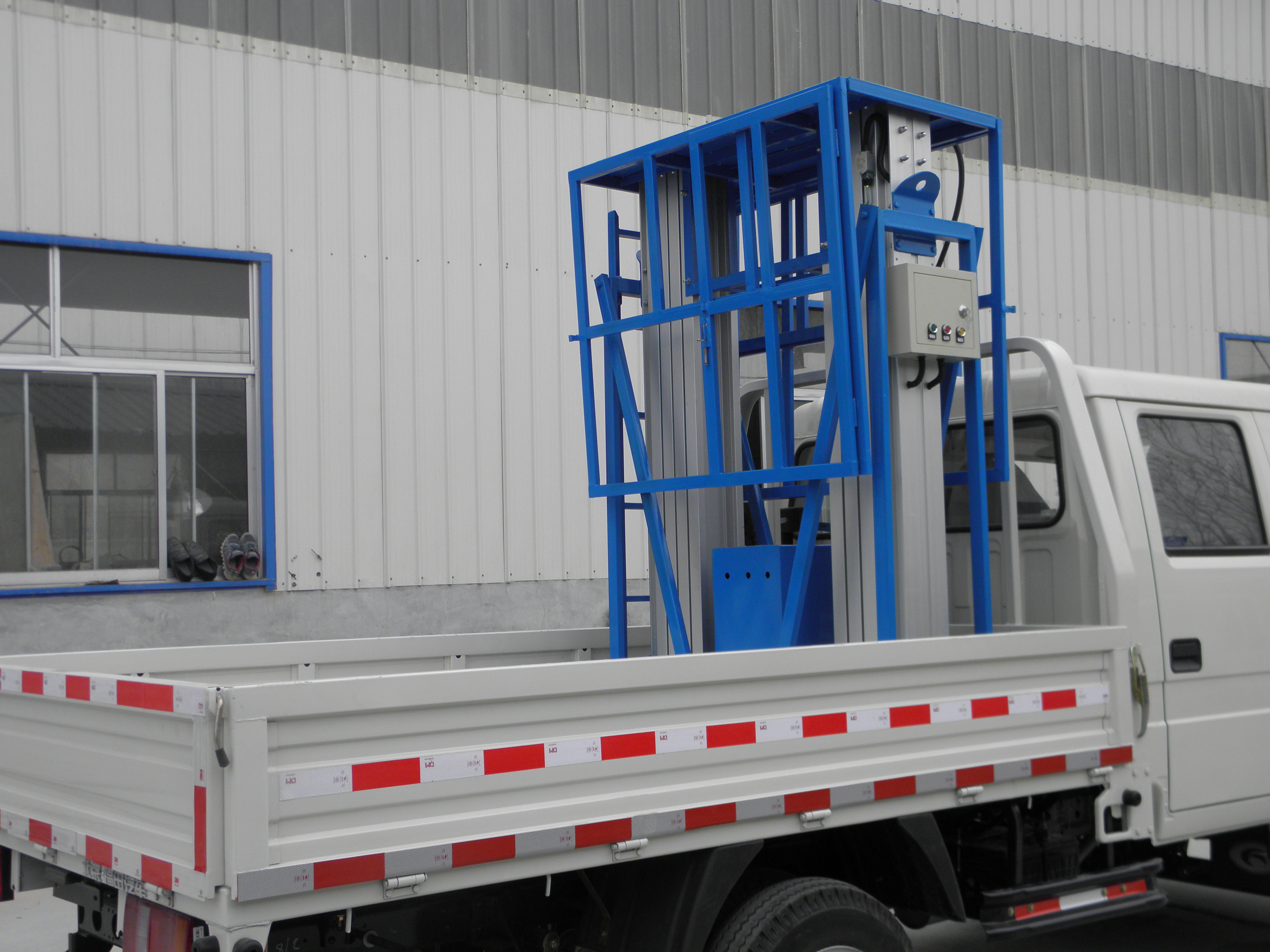 供應(yīng)升降機(jī)升降平臺(tái)哪家好