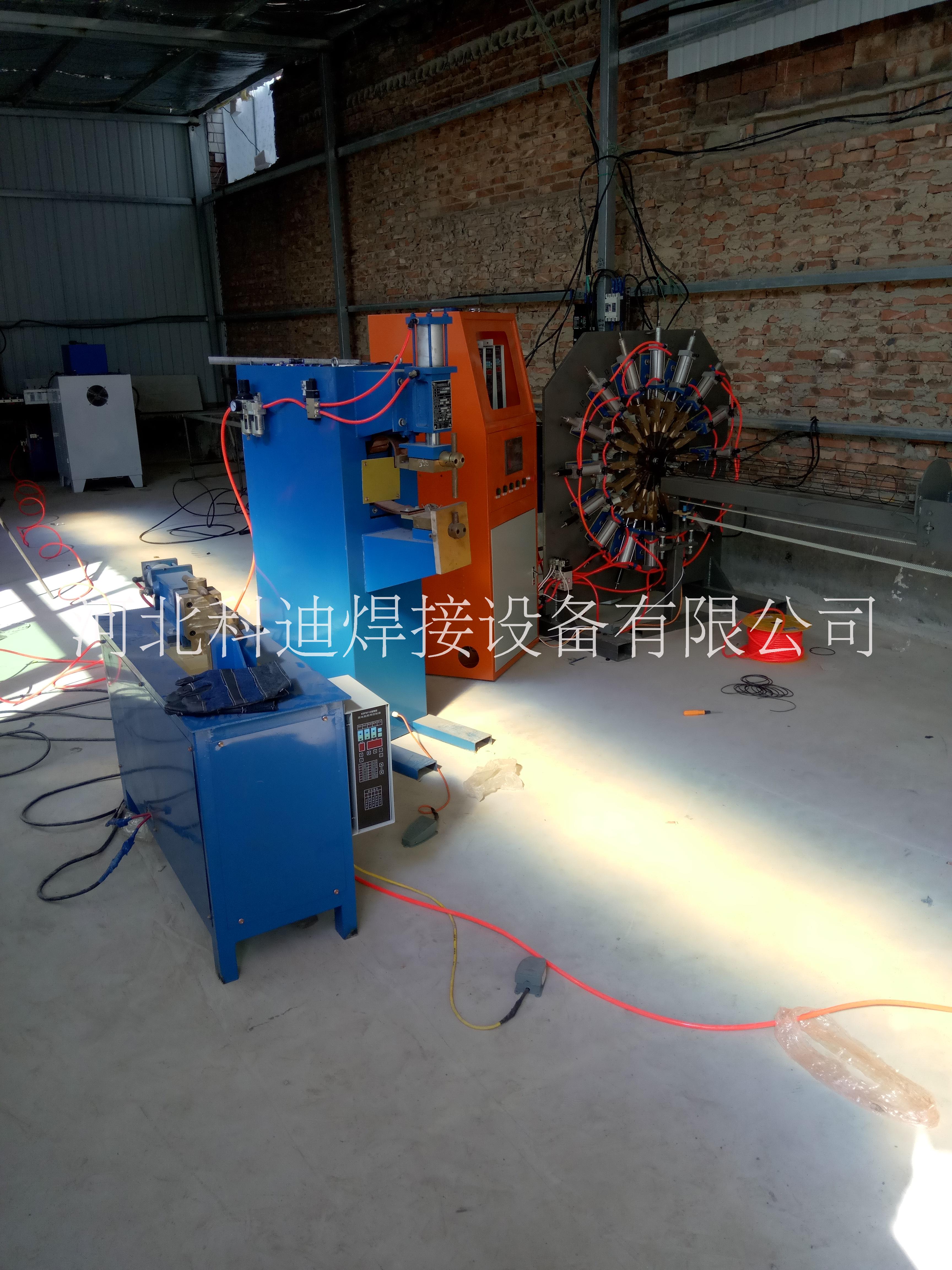 除塵骨架焊機(jī)