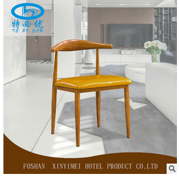 復(fù)古仿實(shí)木餐椅 辦公椅電腦椅子簡(jiǎn)約牛角椅 咖啡廳椅家用餐椅供應(yīng) 佛山廠家仿實(shí)木餐椅