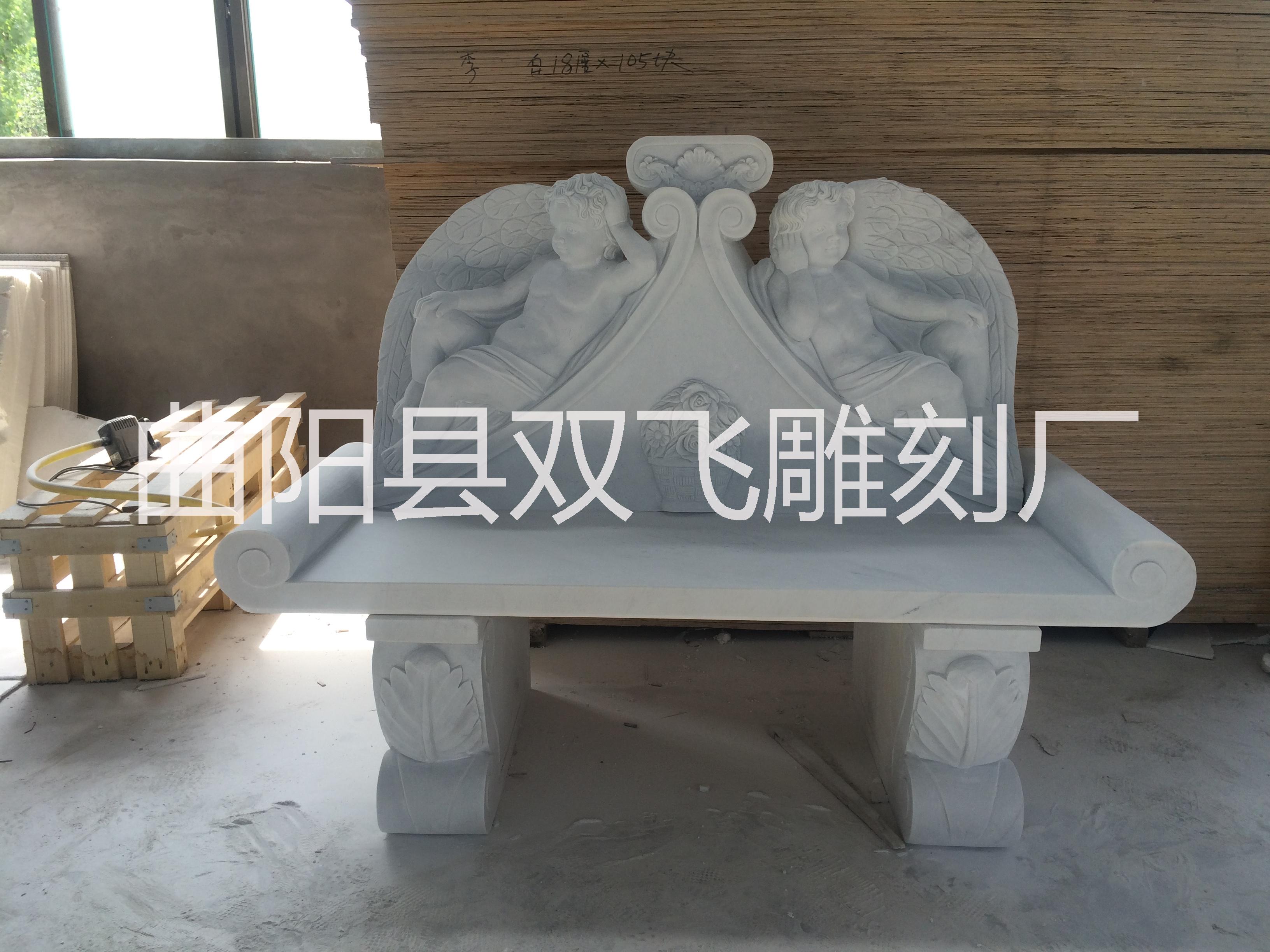 廠家供應(yīng) 現(xiàn)貨湖南白人物歐式桌椅 大理石桌椅批發(fā) 園林建筑雕塑
