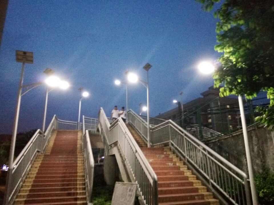 廈門太陽能LED路燈生產(chǎn)廠家