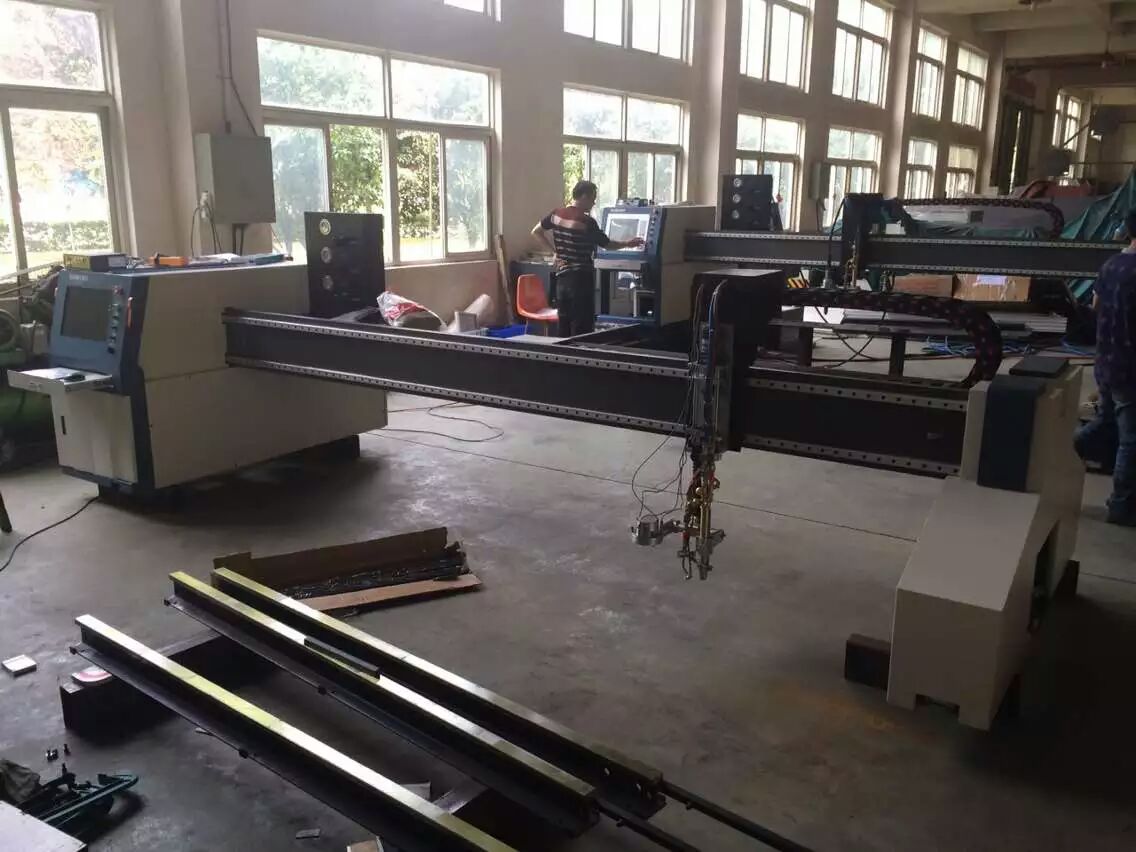 *龍門數(shù)控等離子火焰切割機