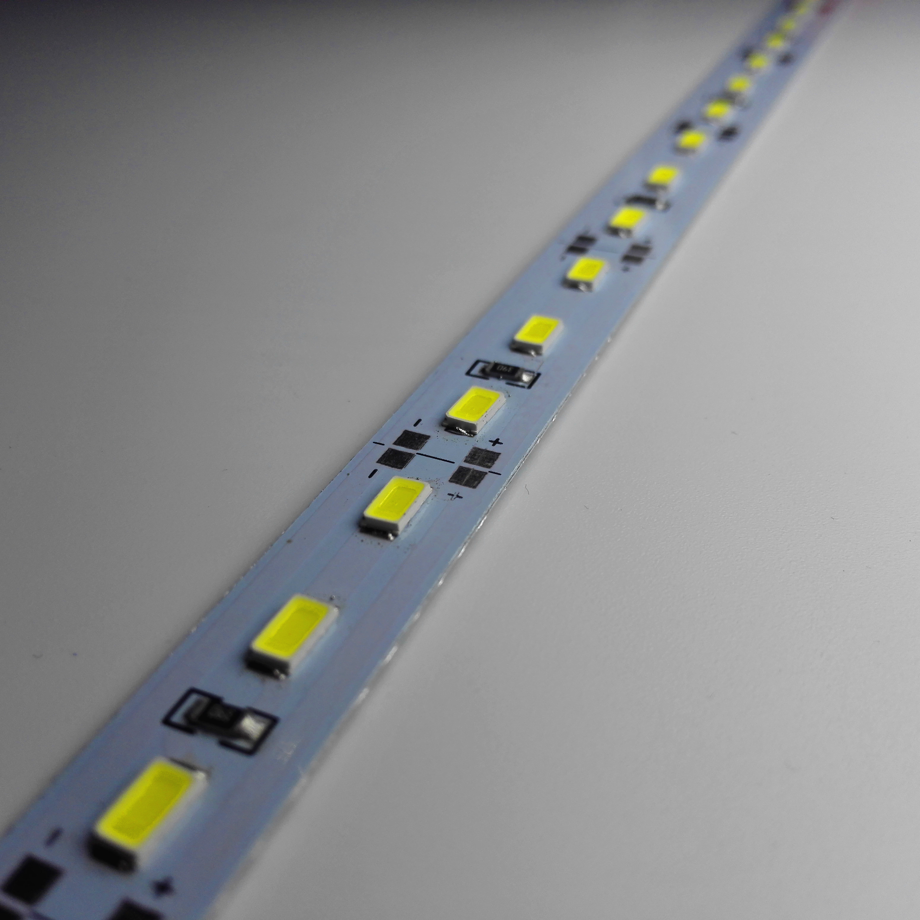 *Led 8250進口高亮雙芯片硬燈條 1.2米硬燈條