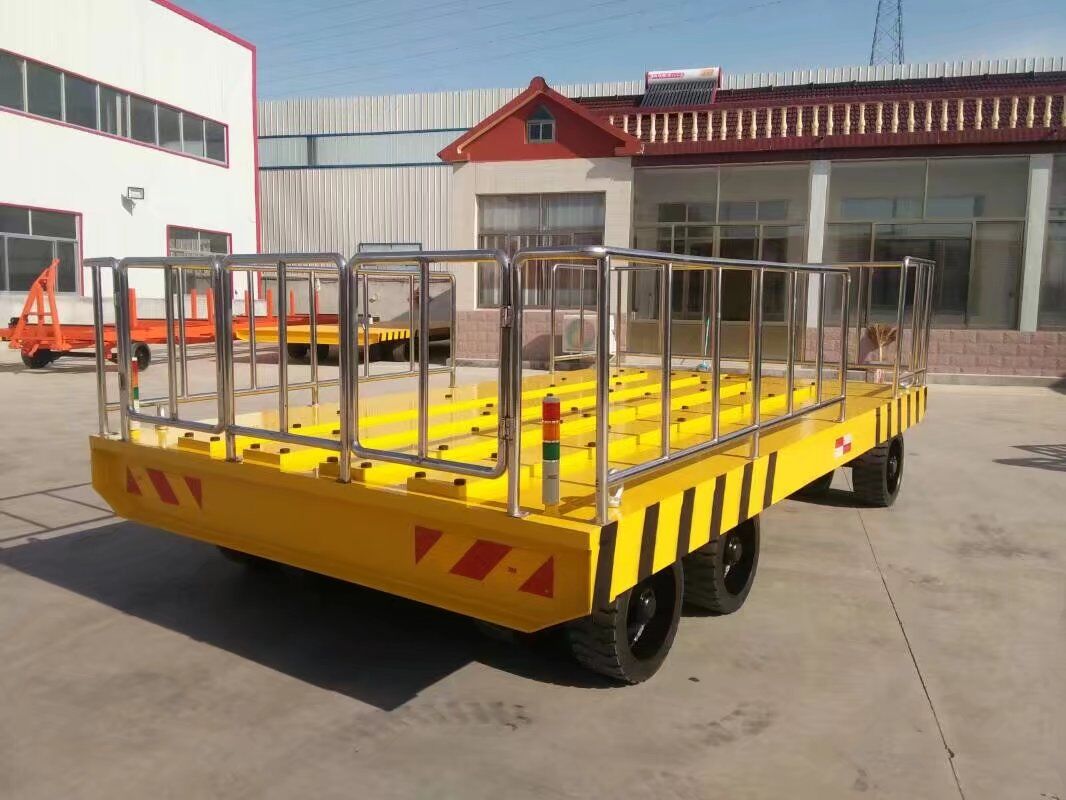廠家定制平板拖車，平板拖掛車，平板車，牽引平板車，場(chǎng)內(nèi)運(yùn)輸車