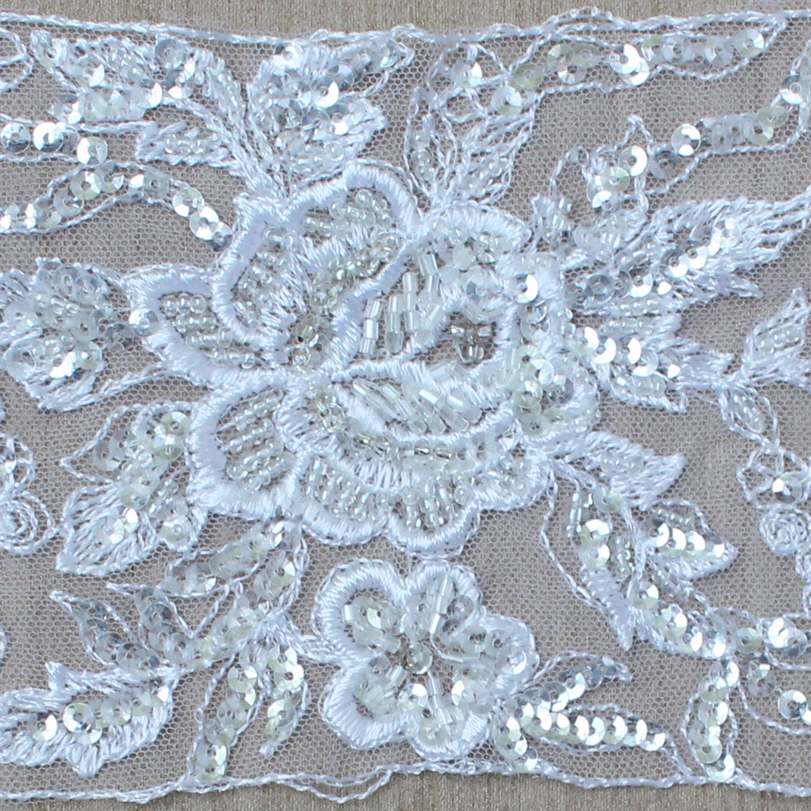 【卓思】 廠家直銷*現(xiàn)貨蕾絲繡花朵花，時尚服裝，婚紗，禮服，家紡用料