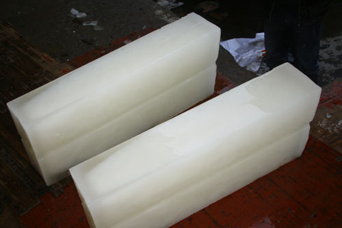 老閔行購買工業(yè)冰塊供應(yīng)大冰塊價格降溫冰塊冰塊配送 閔行區(qū)冰塊電話
