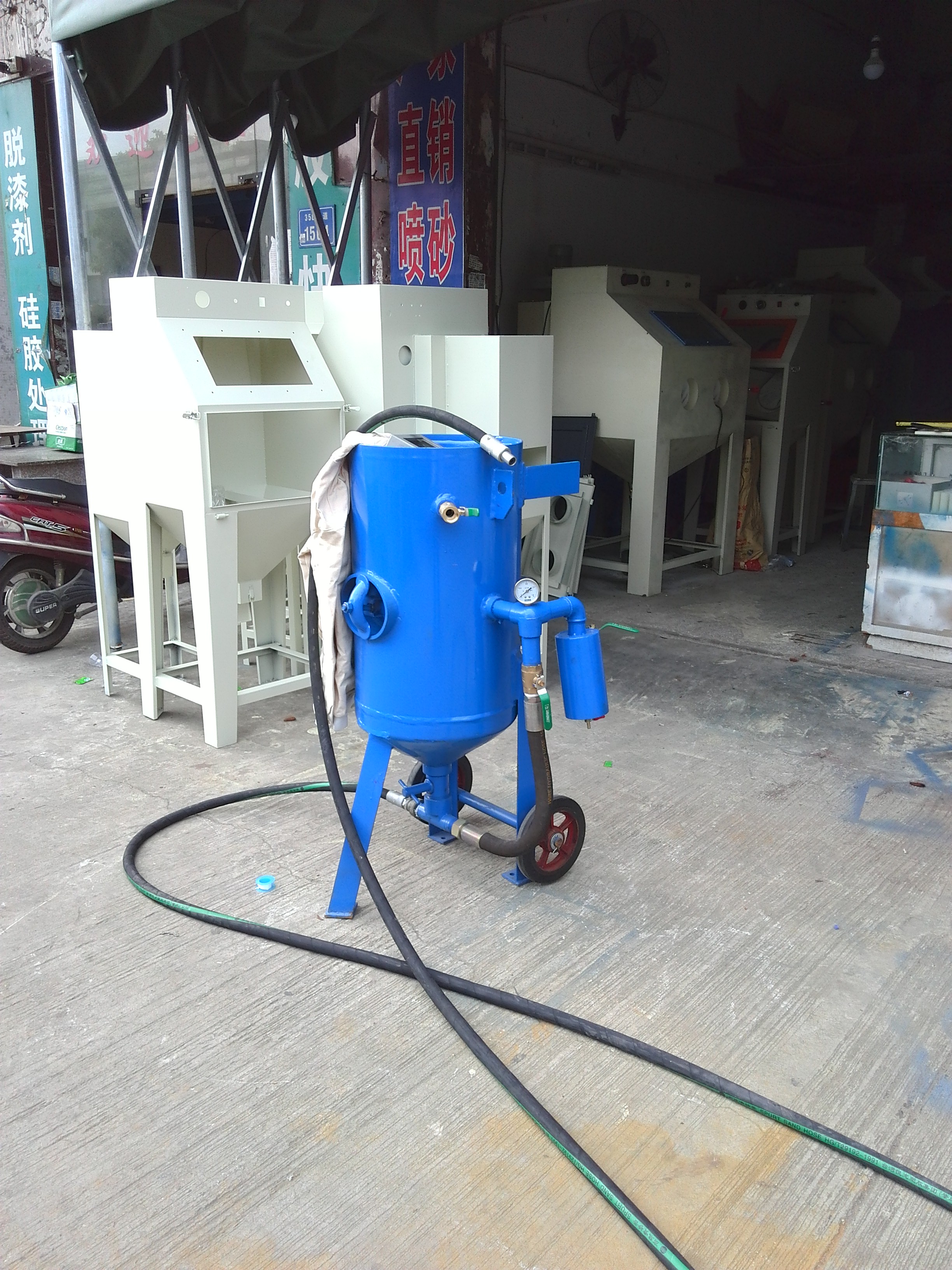 不銹鋼表面處理打砂機