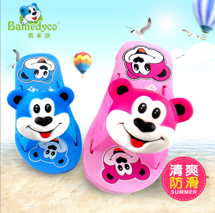 童鞋新款創(chuàng)意可愛卡通娃娃小孩鞋子防滑透氣兒童家居拖鞋廠家批發(fā)