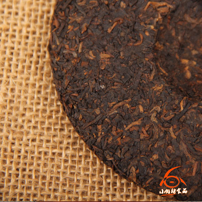 普洱茶葉2009年七子餅茶金芽小餅100g熟茶 宮廷普洱茶餅包郵