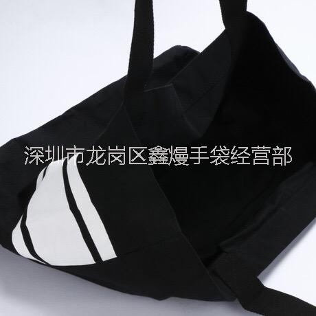 龍崗  簡約刺繡黑色帆布包 時尚手提包
