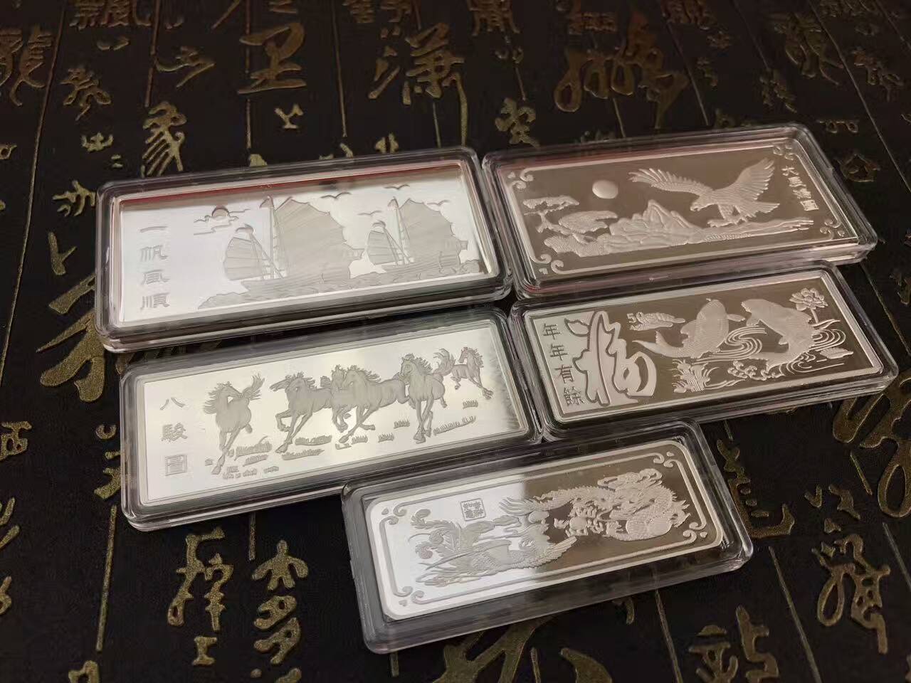 專業(yè)定做公司員工*紀(jì)念章徽章