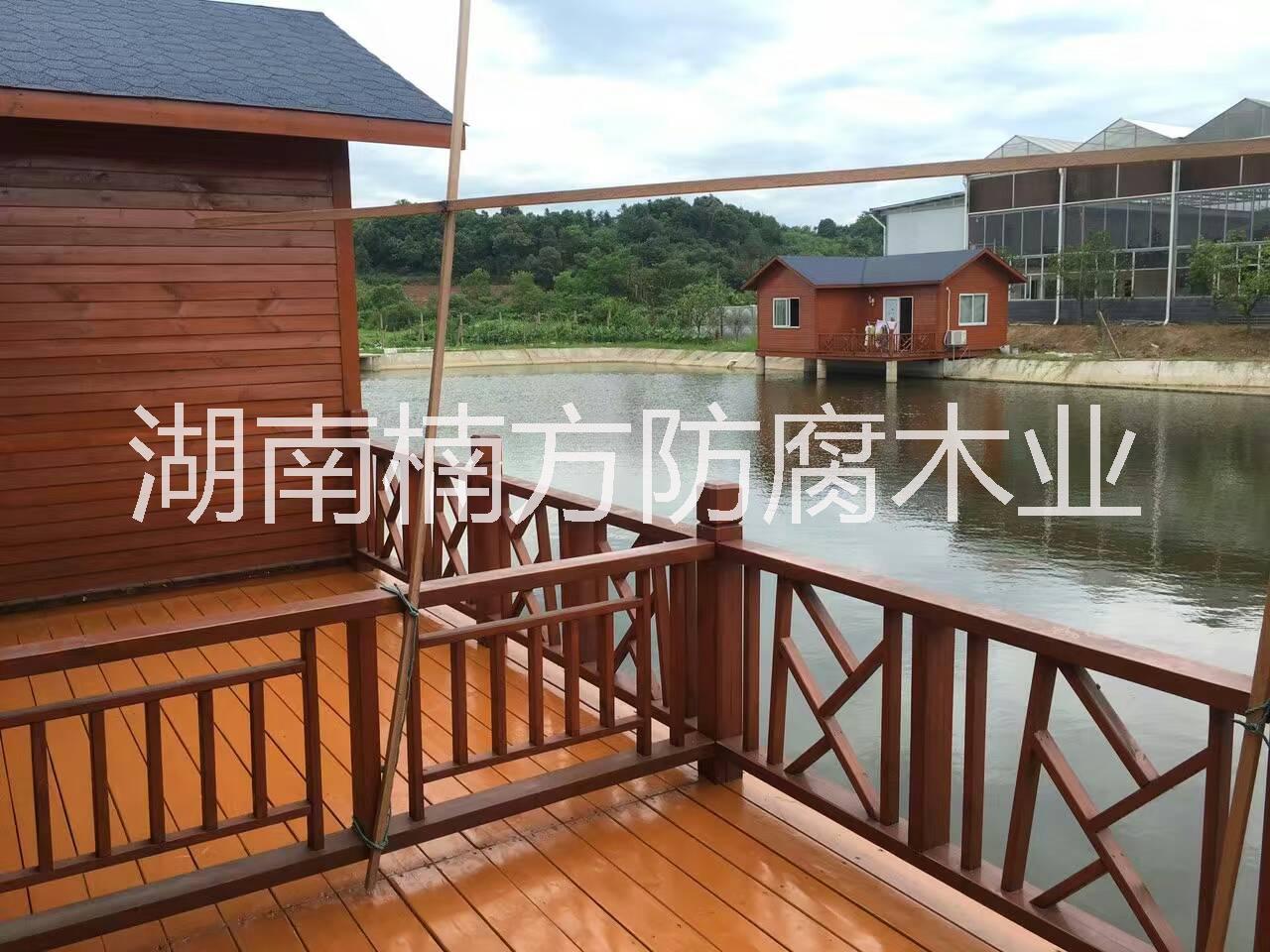 廠家直銷木護(hù)欄，木護(hù)欄價格，優(yōu)質(zhì)木護(hù)欄批發(fā)，湖南防腐木護(hù)欄 木護(hù)欄