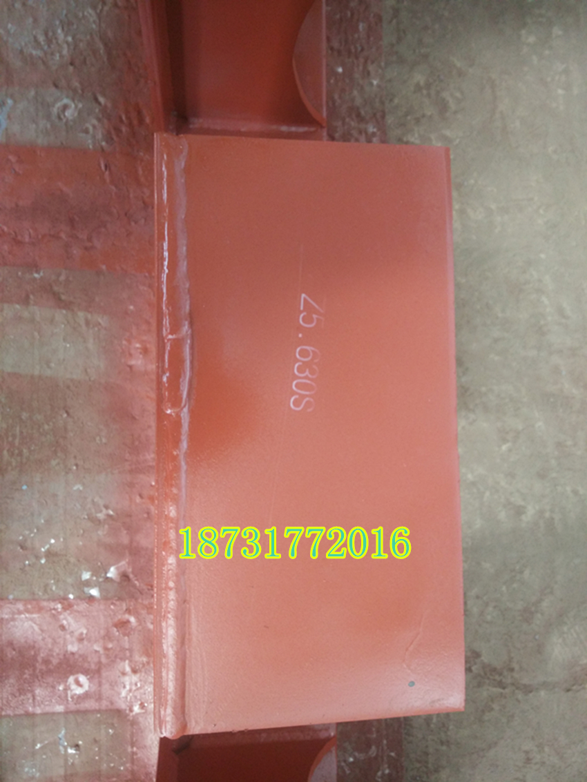 公司生產(chǎn)直銷管道管座    電力標(biāo)準(zhǔn)Z5型滑動(dòng)管托