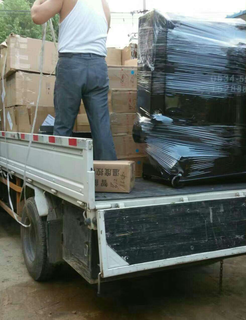 畜牧養(yǎng)殖鍋爐雞舍鴨舍豬舍加溫設(shè)備加厚養(yǎng)殖水暖鍋爐配件種植加溫設(shè)