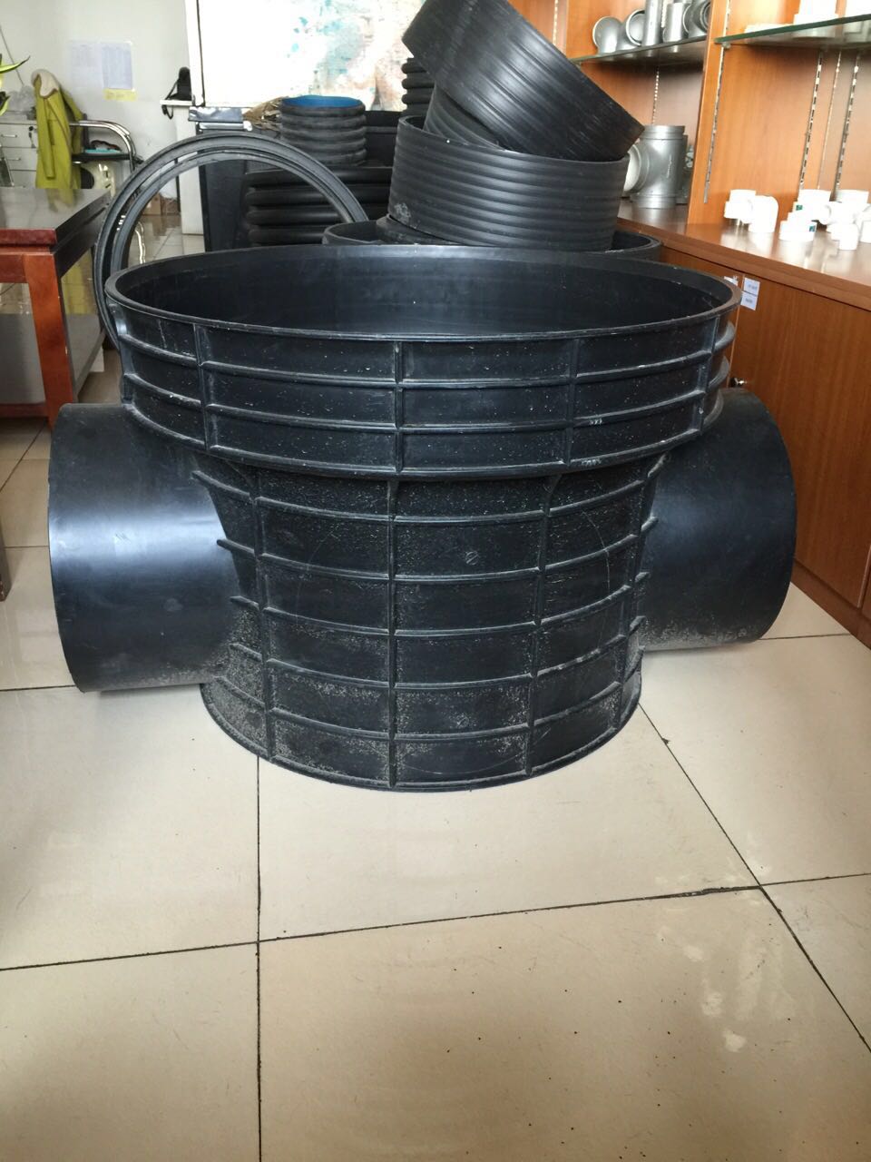 塑料雨水檢查井生產(chǎn)廠家直銷 成品700 1000塑料雨水檢查井 天和鑫邁塑料雨水沉泥檢查井