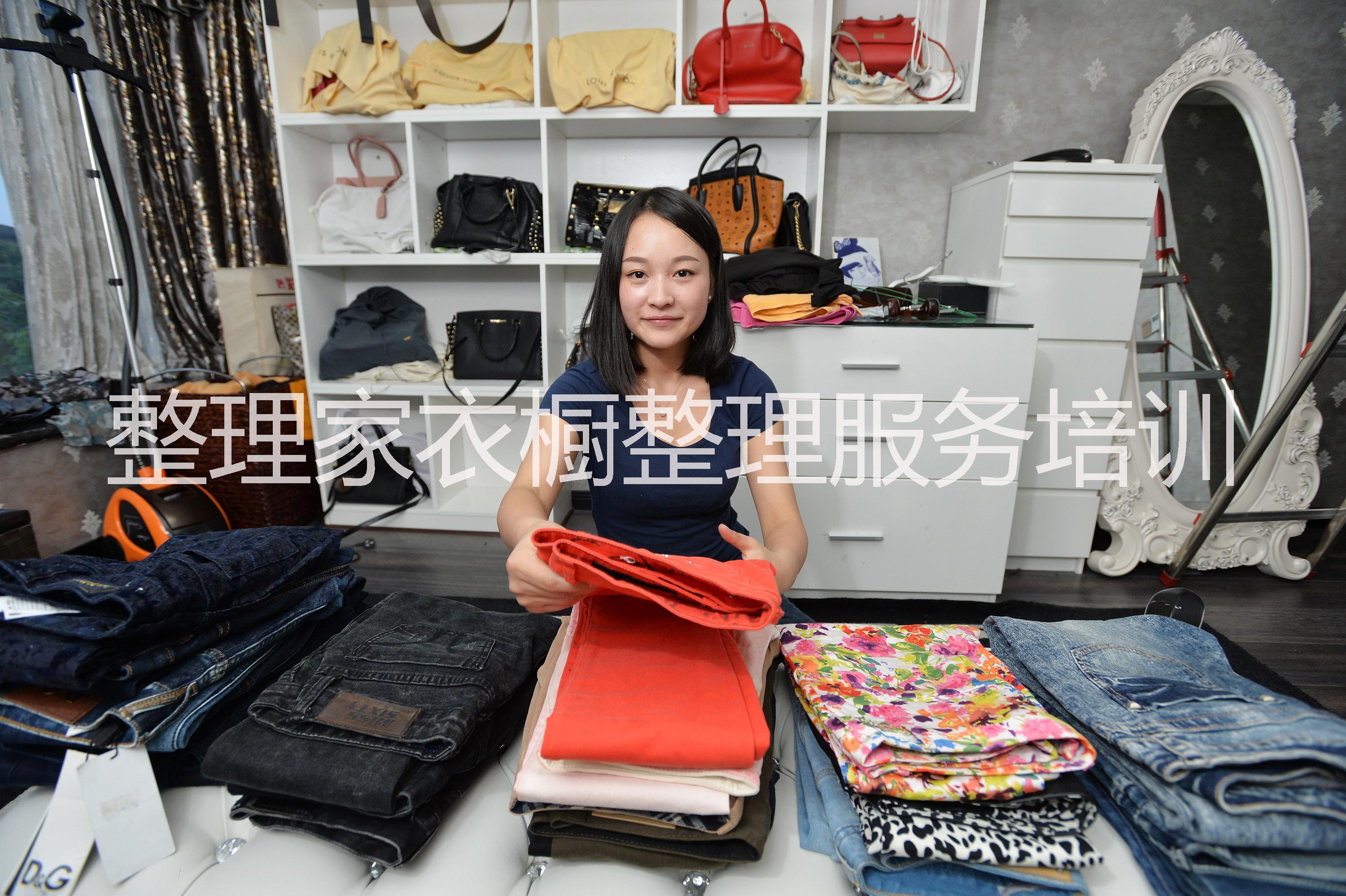 衣櫥整理服務(wù)之行李箱整理服務(wù)，旅行，找我們