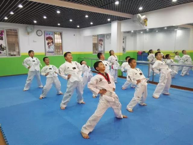 廣州跆拳道培訓(xùn)機(jī)構(gòu)—跆拳道哪家好—天河跆拳道哪家近