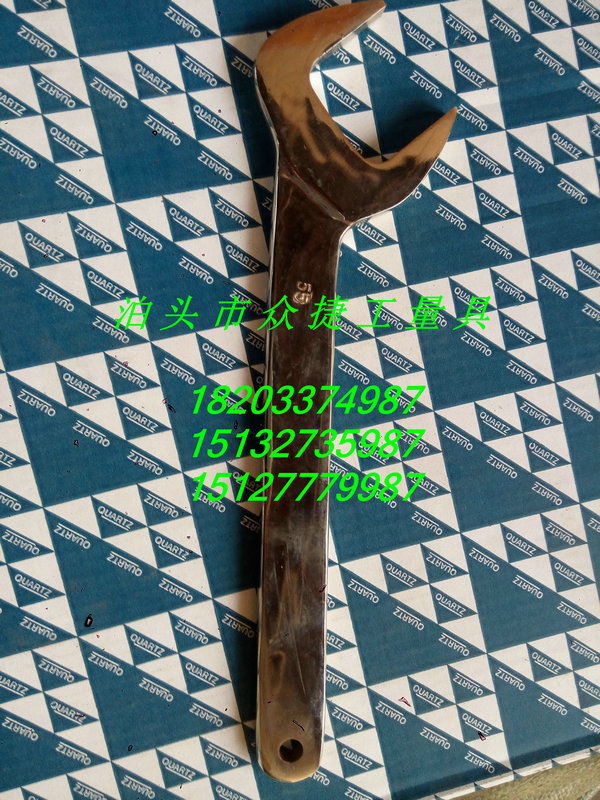 供應(yīng)撬棒梅花扳手專(zhuān)業(yè)的生產(chǎn)規(guī)格尺寸齊全