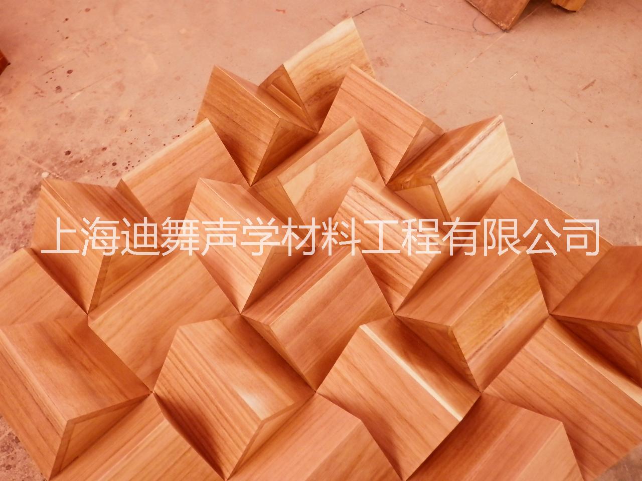 供應環(huán)保 二維立體吸音擴散體 聲學設計實木擴散板批發(fā) 尖劈擴散板 尖劈實木擴散板