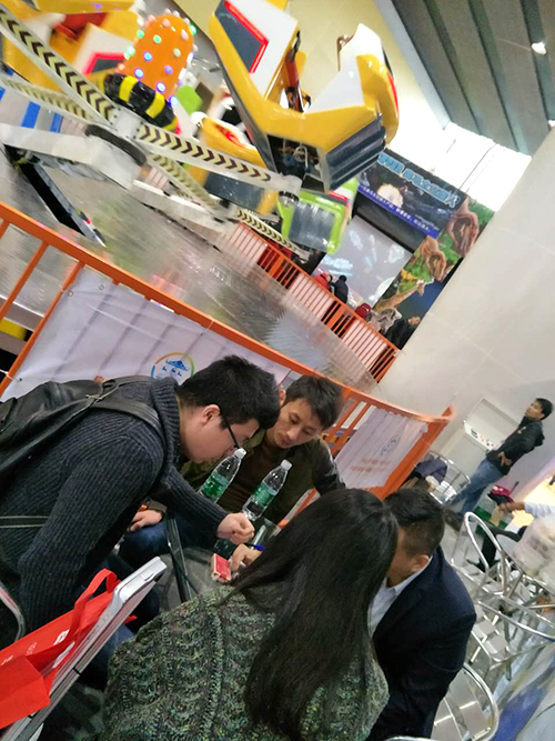 公園游樂設(shè)備廠，小型游樂設(shè)施供應(yīng)