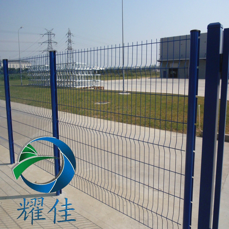 三角折彎護欄網(wǎng)  現(xiàn)貨供應(yīng) 耀佳護欄網(wǎng)廠