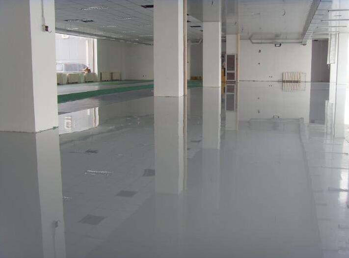 福建漳州地板漆材料儲存及施工