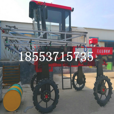 廠家直銷優(yōu)質(zhì)新型自走式四輪噴藥機(jī)