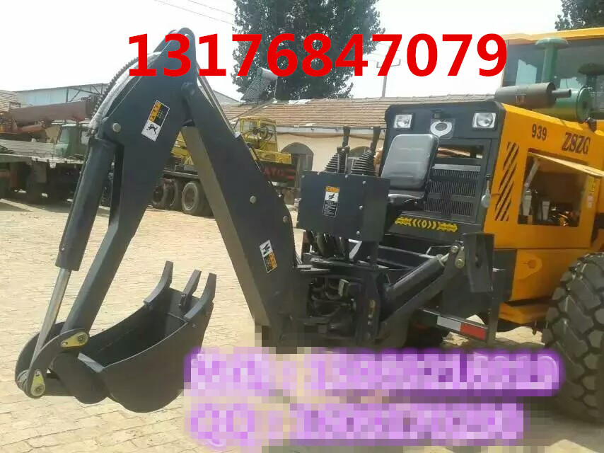 沂州中首重工前鏟后挖拖拉機(jī)兩頭  沂州前鏟后挖兩頭忙裝載機(jī)廠家