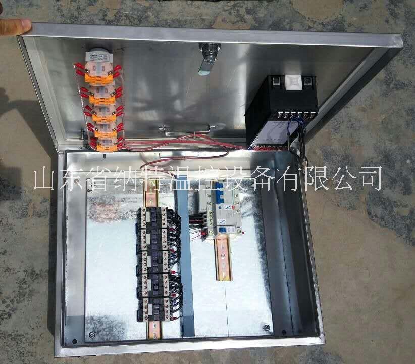 溫度控制箱畜牧養(yǎng)殖雞舍溫度控制箱