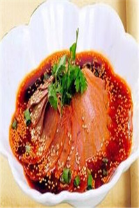 百年老鹵的技術(shù)培訓(xùn)來昆明成飛任老師一對(duì)一教學(xué)包所有食材