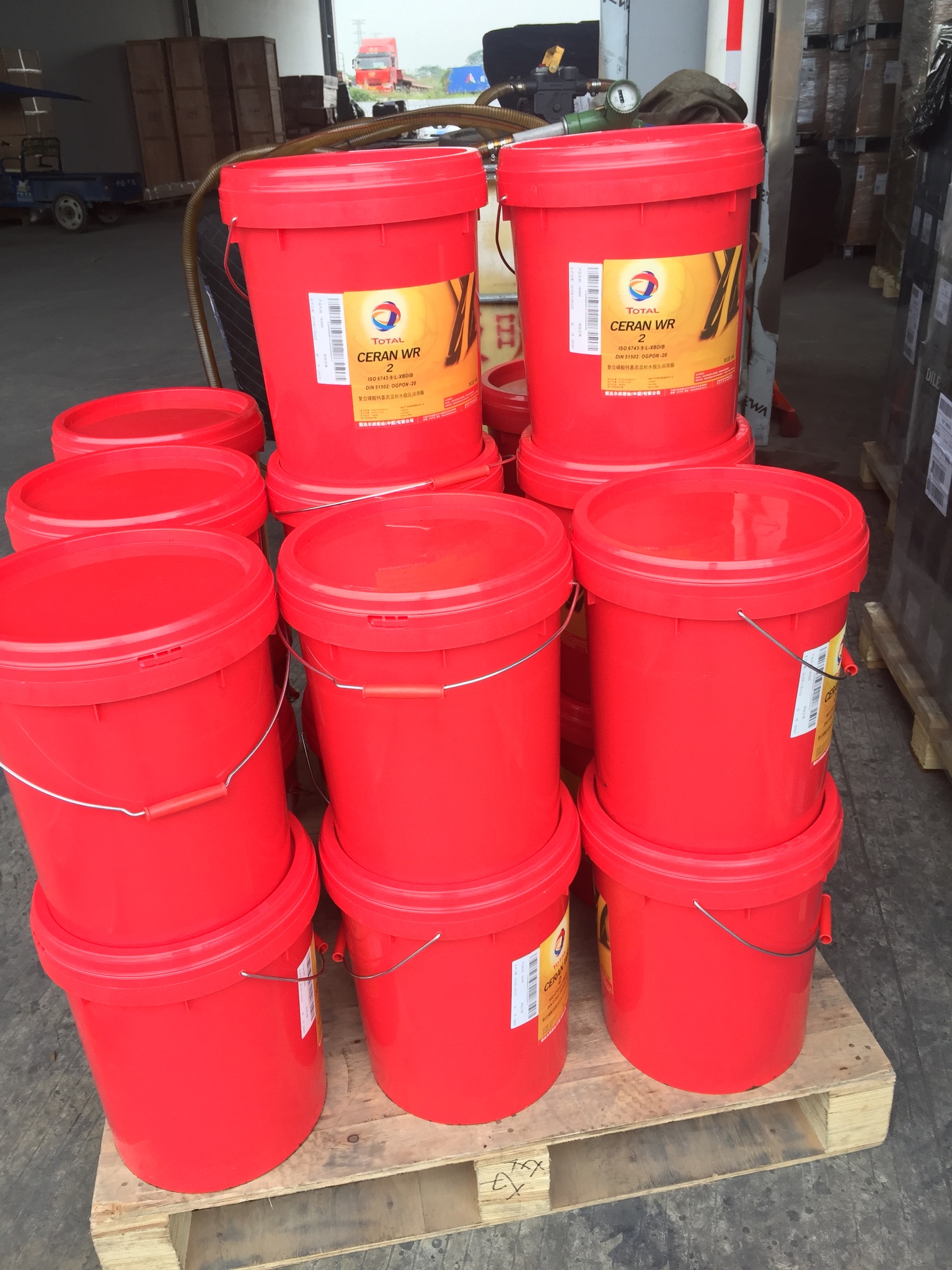 道達爾AW46液壓油.  道達爾AZOLLA AW46抗磨液壓油  道達爾 AW46抗磨液壓油