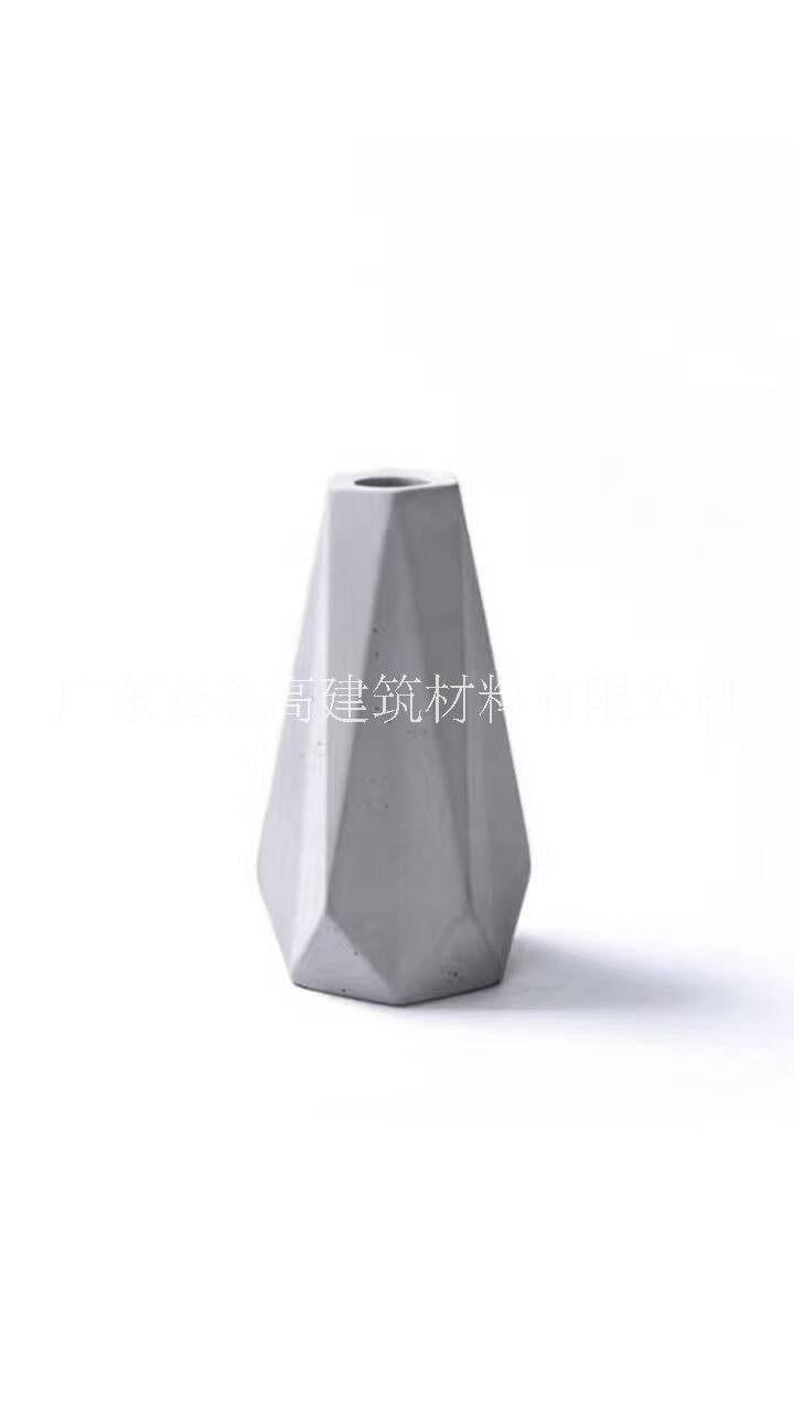 藝術(shù)水泥擺件