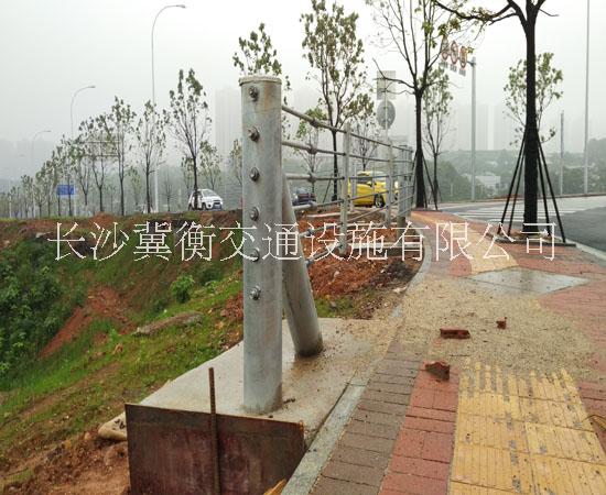 長沙纜索護(hù)欄廠家