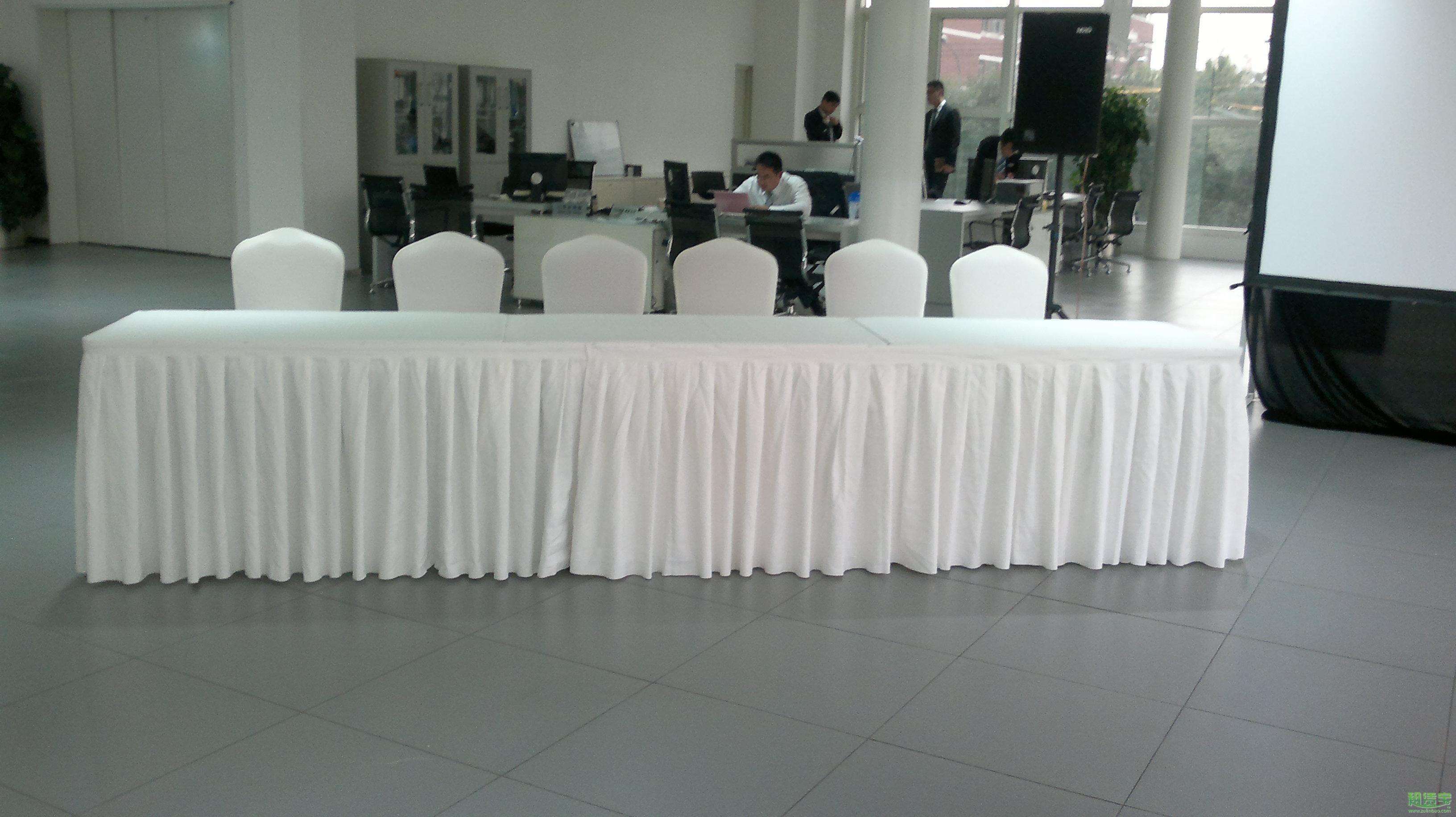 桌椅租賃 專業(yè)出租宴會(huì)椅 會(huì)議桌椅租賃 專業(yè)出租宴會(huì)椅