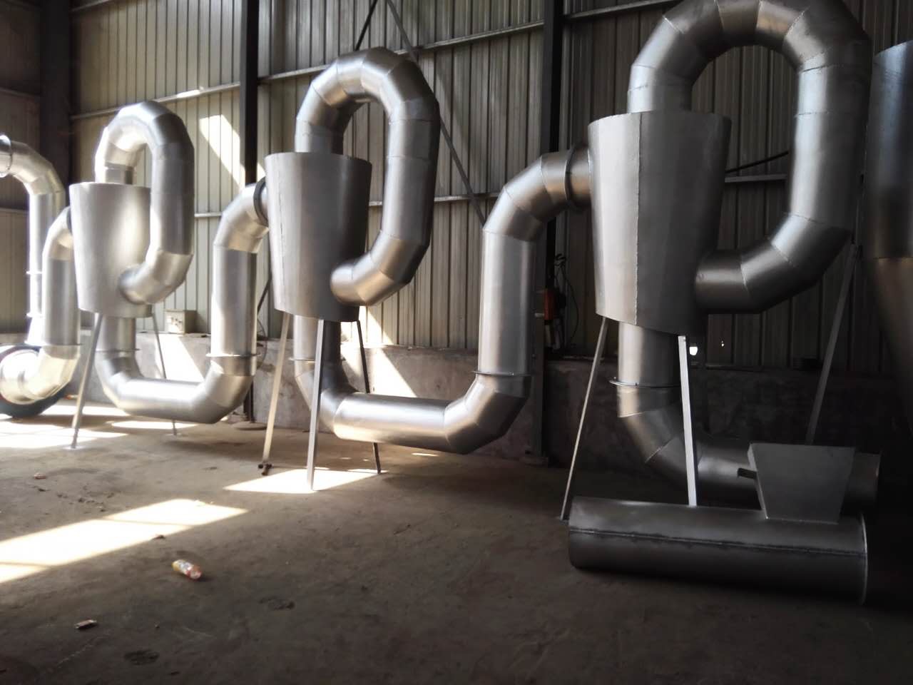 糧食烘干機(jī)烘干稻谷成本分析    氣流式烘干機(jī)