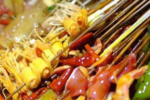 大成醉串串香占領(lǐng)年輕人市場