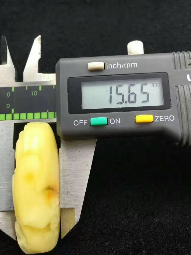 藝緣琥珀-（問(wèn)道）雕刻件