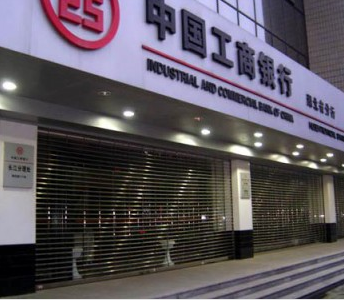 電動(dòng)不銹鋼通花卷閘門 廣州銀行電動(dòng)門價(jià)格 廣州不銹鋼電動(dòng)網(wǎng)閘門