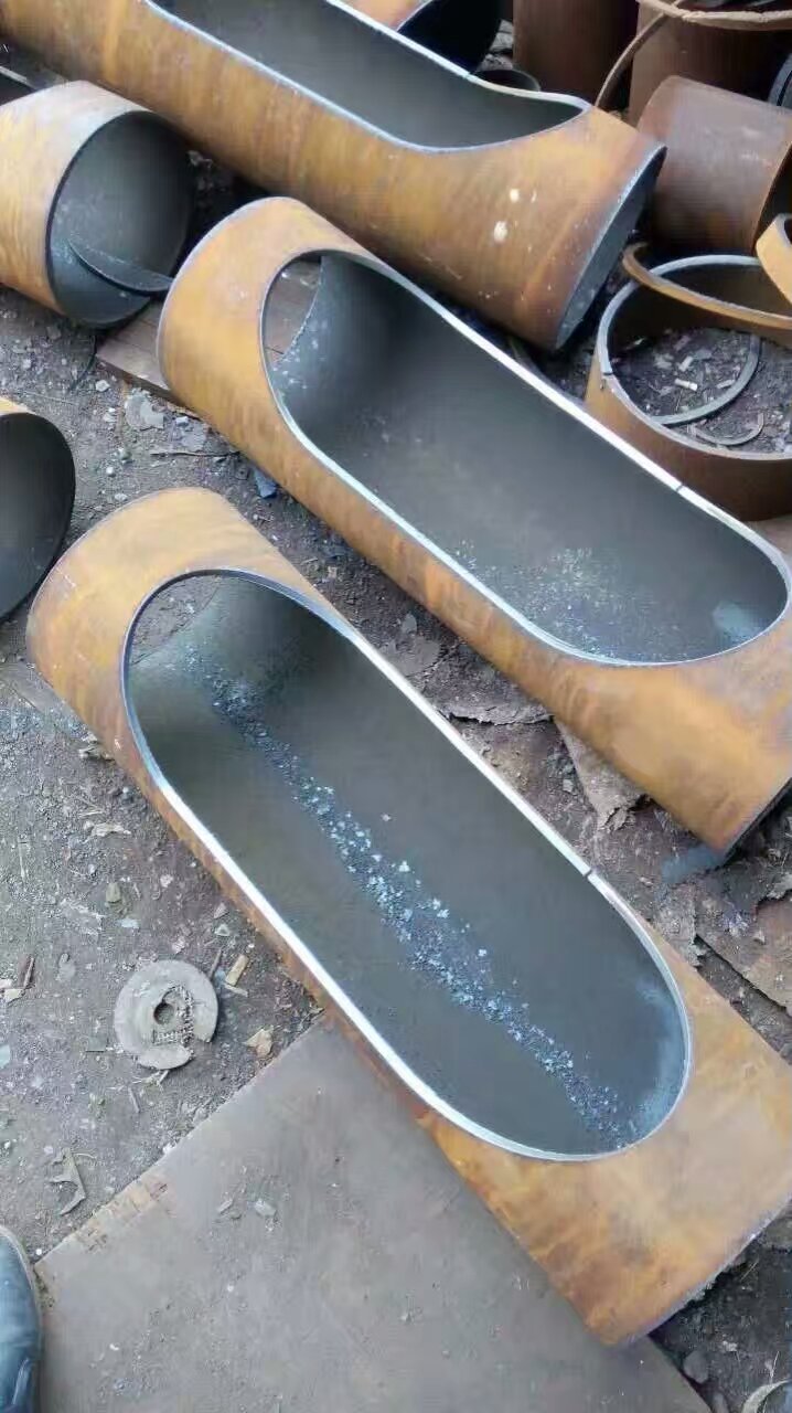 成都相貫線切割機，相貫線切割機，圓管切割機，坡口機廠家直銷