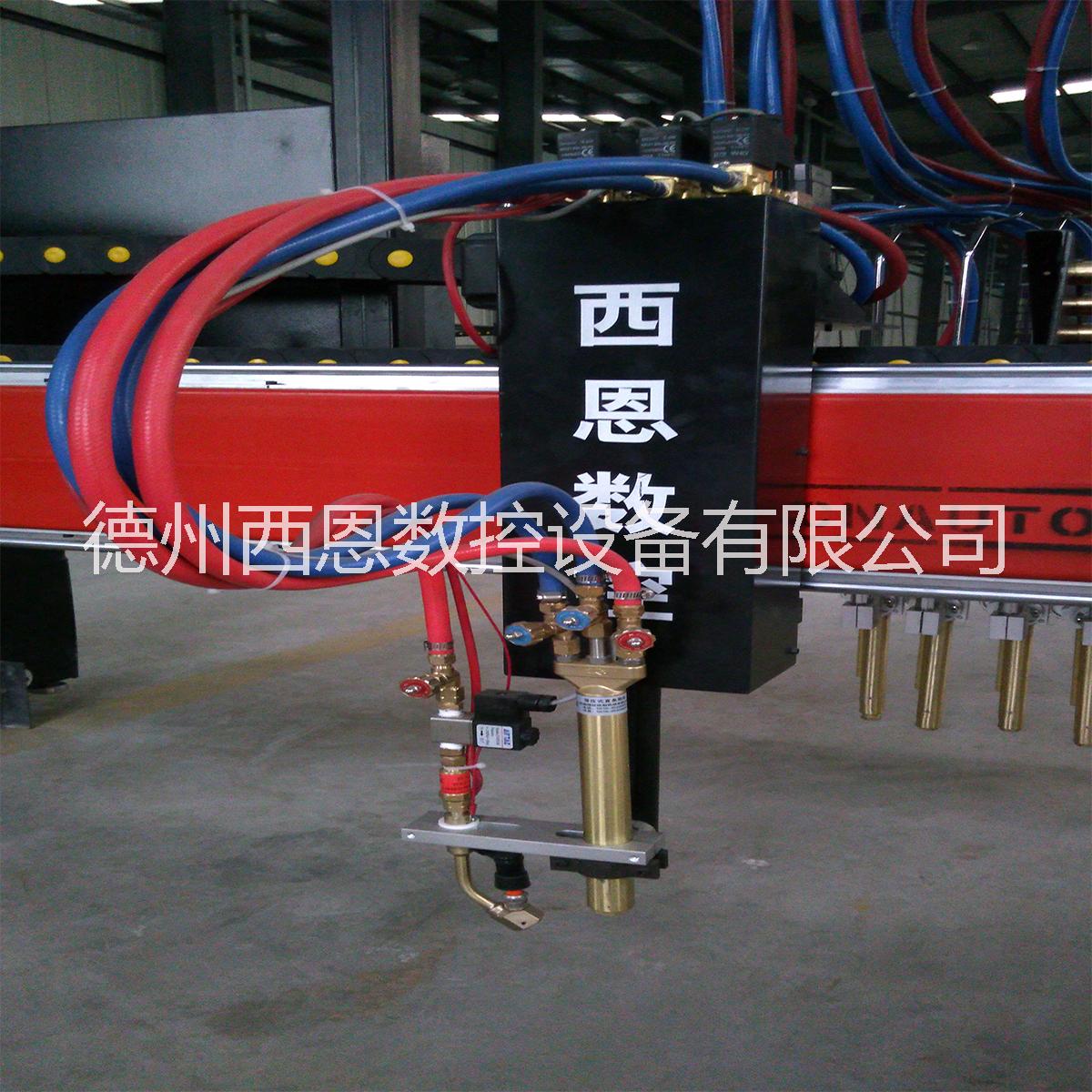 龍門式數(shù)控切割機(jī)，鐵板切割機(jī) 龍門式數(shù)控切割機(jī)，鐵板切割機(jī)