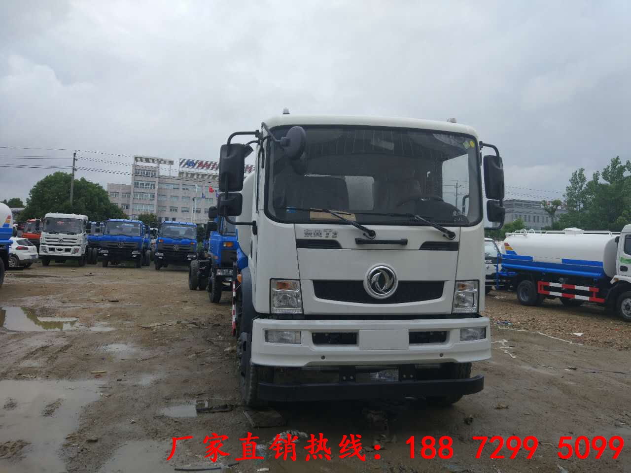 廠家直銷東風(fēng)12噸灑水車188 7299 5099