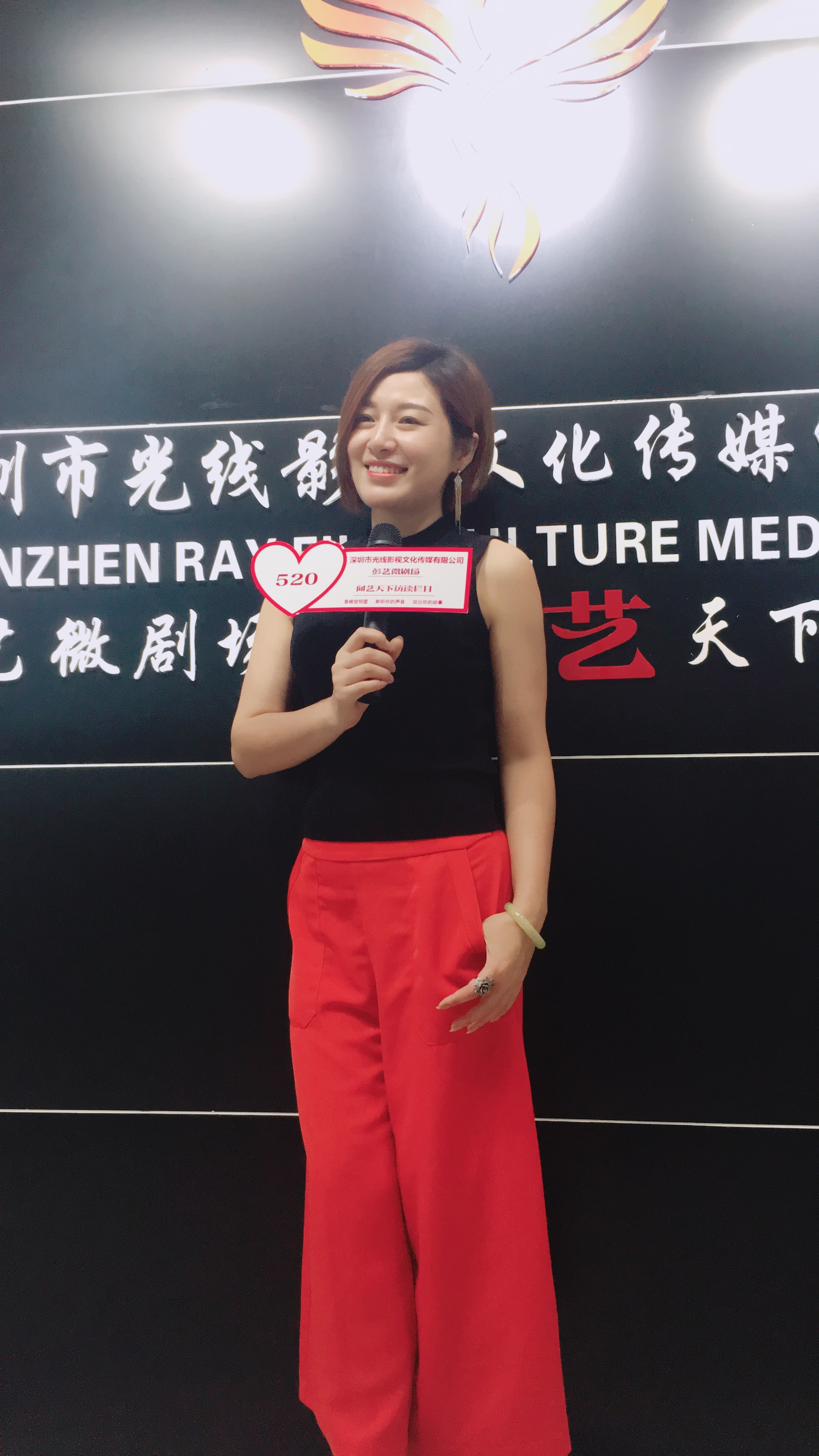 企業(yè)集團(tuán)個(gè)人量身創(chuàng)意專業(yè)定制宣傳片 大中小企業(yè)個(gè)人宣傳片專業(yè)制作商