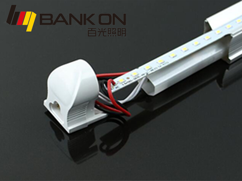 LED燈管T8一體化廠家直銷經(jīng)濟(jì)，無(wú)影拼接，優(yōu)質(zhì)芯片高顯色低光衰不頻閃護(hù)眼，耐高溫發(fā)光穩(wěn)定